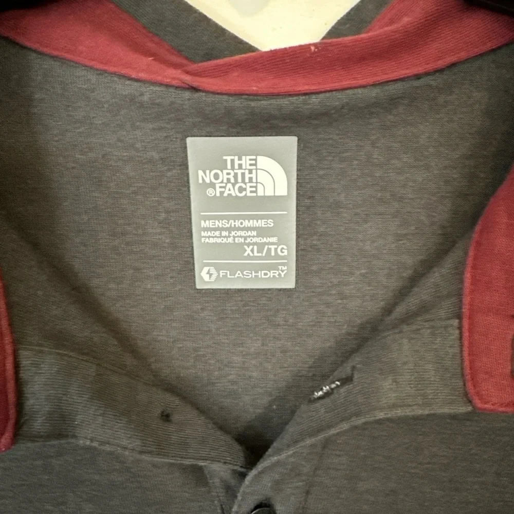 The North Face Men’s XL Gray Burgundy‎ Pocket Performance Polo Shirt FlashDry